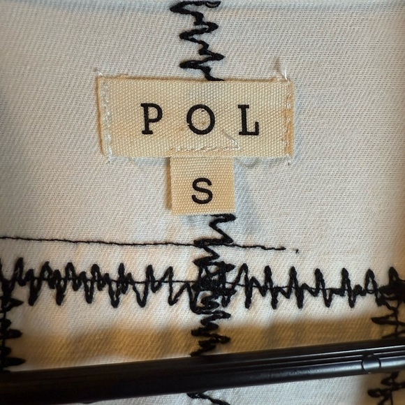 POL White Cotton Outseam Jacket with Black Contrasting stitching - Picture 7 of 11